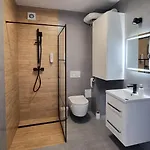 Hetmanska 4 *