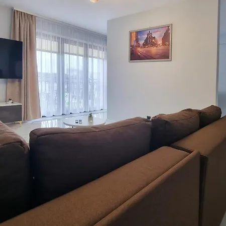 Apartment Hetmanska 4 *
