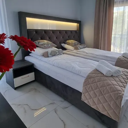Apartment Hetmanska 4 *