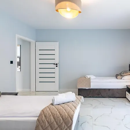 Apartment Hetmanska 4 *