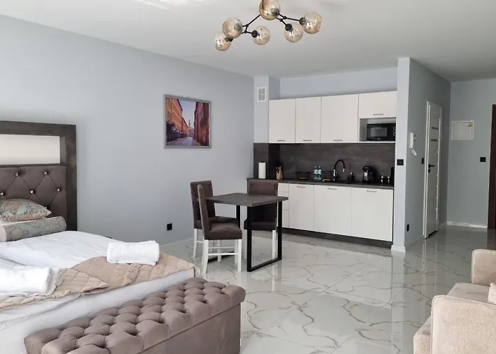 דירה Hetmanska 4 קטוביץ